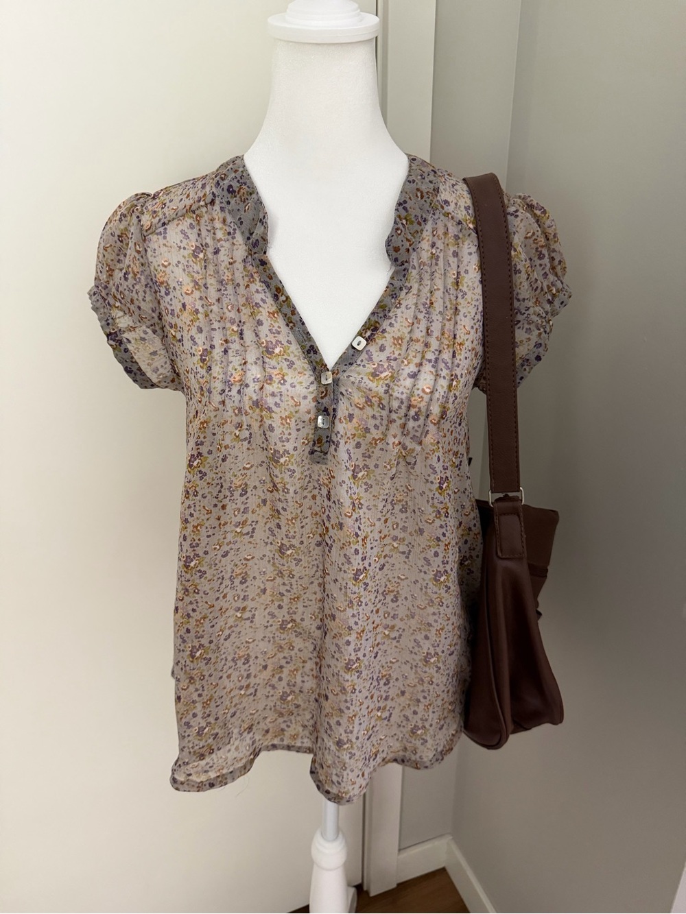 Vintage Y2K Floral V-Neck Henley Blouse Semi Sheer